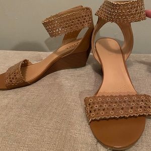 Women’s Wedge Sandals